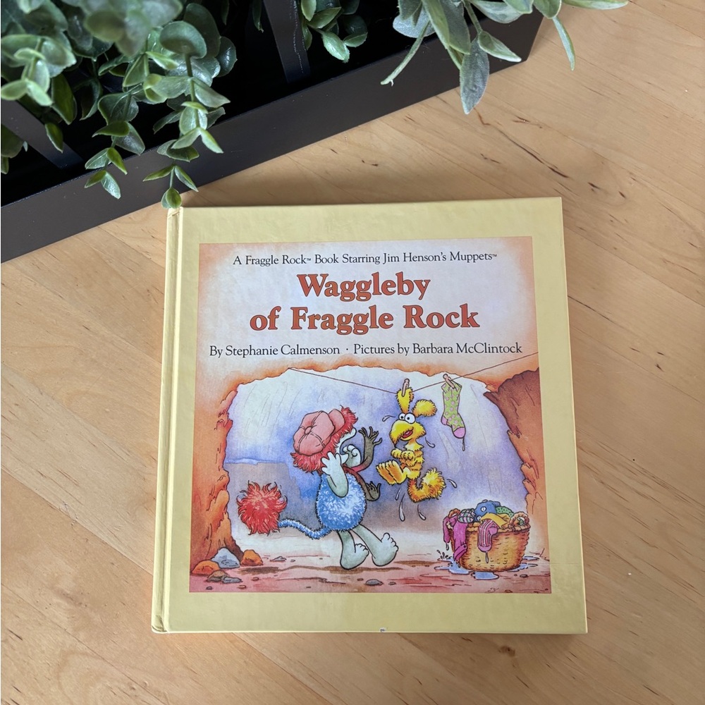 *1985* FRAGGLE ROCK ‘Waggleby of Fraggle Rock’ Hardcover Book
